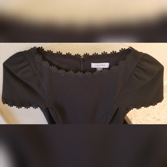 Black Calvin Klein sheath dress, mid length, size2 - Picture 2 of 3